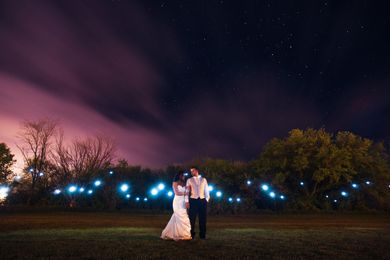How to Incorporate Night Photography Into the Wedding Day