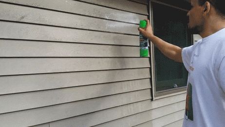 How To Clean Your Vinyl Siding Without a Pressure Washer