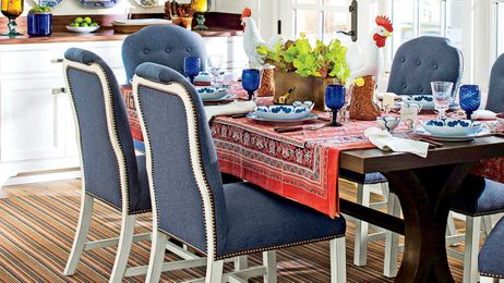 The Southern Way to Set a Dining Room Table