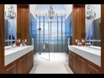 Making Custom Glass Shower Doors