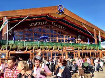 5 tips for surviving Oktoberfest