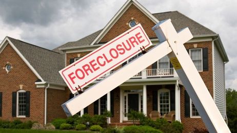 6 Things You Need to Know About Foreclosure Auctions