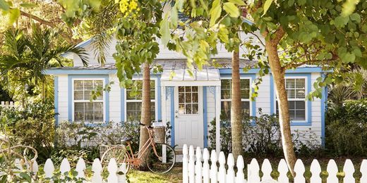 16 Small-Space Tricks to Steal From This Quaint Cottage