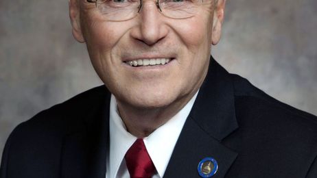 Regulating high capacity wells in a balanced way