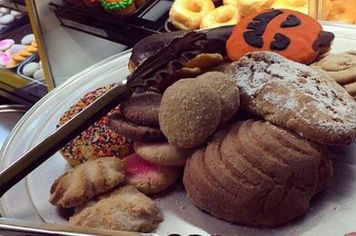 17 Photos Everyone Who Grew Up Eating Pan Dulce Will Relate To