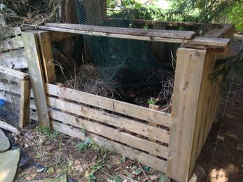 24 uses for the humble wood pallet