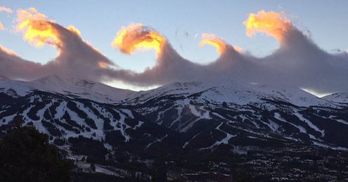What caused these beautiful rare 'surfer' clouds?