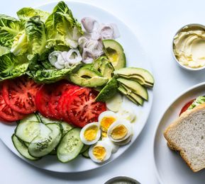 Ranch Revival: The Food-World's Most Maligned Condiment Makes a Comeback