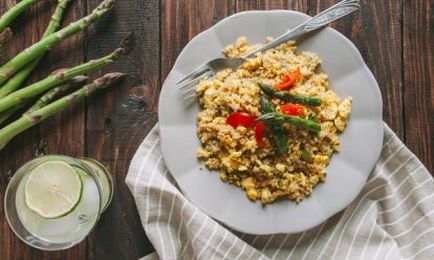 How To Eat Mostly Vegan (Even If You're Not Ready To Commit 100%)