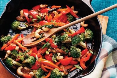 Stir-Fried Broccoli with Bell Peppers and Cashews