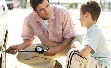 Tips for Dads: Teaching Kids about Car Maintenance