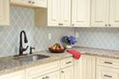 How to Install a No-Sweat Backsplash