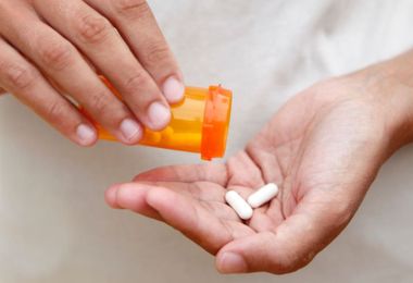 5 Types of Medications You Should Never Stop Without Consulting Your Doctor