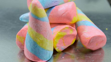 How It's Made: Unicorn Horn Bubble Bar