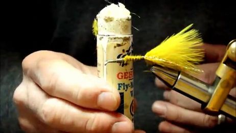 How to tie The Sparkle Minnow (Fish Skull Bait Fish Head variation)