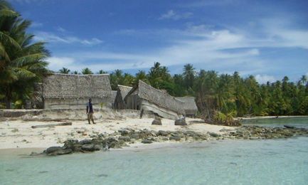 As Rising Seas Force Exile, Islanders Hold Fast to What Matters Most