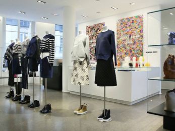 6 Things You Need to Know About Souvenir Shopping