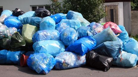 How does Street Sweeping Work? (with picture)