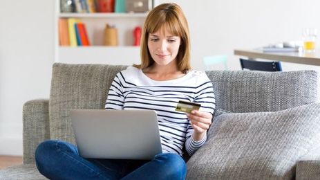 5 Things You Should Never Buy With Your Credit Card