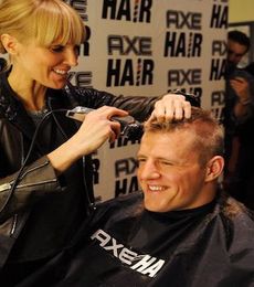 Easy Hairstyles Every Guy Should Know How to Do