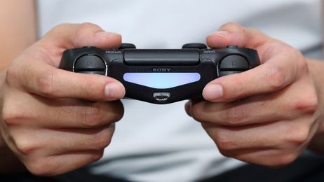 How To Fix Your Terrible Gaming Posture