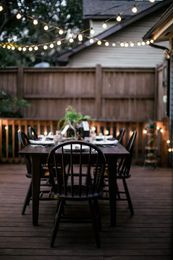 5 Outdoor Lighting Solutions that Scream “Spring!”