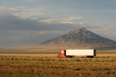 5 Less Than Truckload Freight Shipping Tips