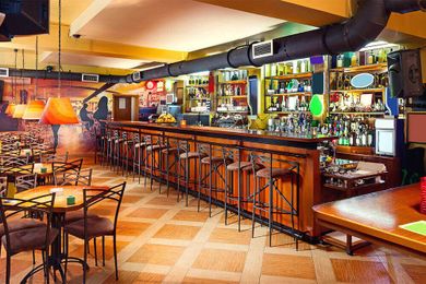 How to Build Your Restaurant Bar Inventory