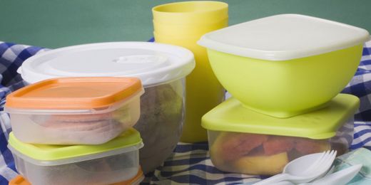 14 Things You Should Always Buy at the Dollar Store