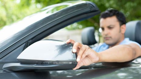 How Blind Spot Monitors Can Help You Avoid a Crash