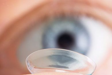 How to Choose Contact Lenses