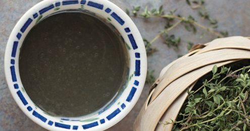 A Thyme & Honey Mask To Heal Irritated Or Blemished Skin