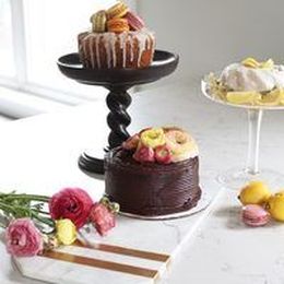 Unique Cake Toppings for Store-Bought Cakes