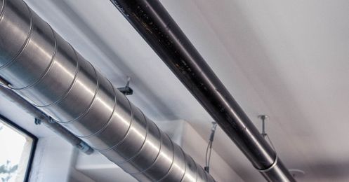 Pros & Cons of an Exposed Ceiling