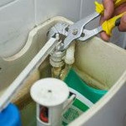 Toilet Repair: Avoiding Disaster At Home