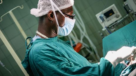 The Improvisational Surgeon: Cardboard Casts, No Power, Patients Galore