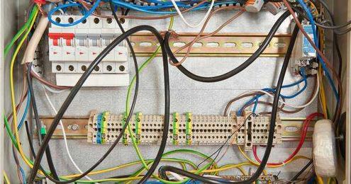 8 Signs You May Have a Problem with Your Electrical Wiring