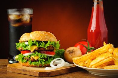Getting Fast Food? Our Tips & Quiz Will Help You Make Healthy Choices