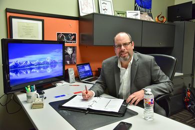 Faculty Spotlight: Instructor shares construction management knowledge