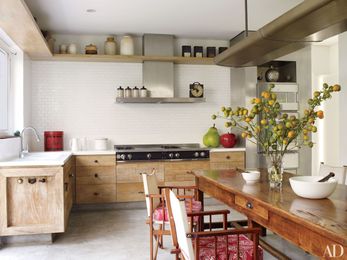 17 Unexpected Ways to Decorate with Concrete