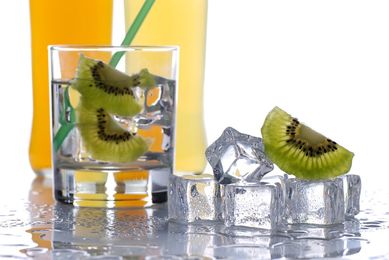 Why are Some Ice Cubes Clear and Others Cloudy?