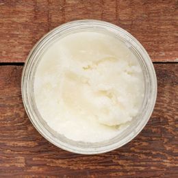 8 Ways to Use Coconut Oil to Look and Feel Great