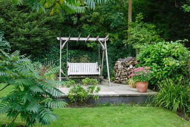 Gardening for Curb Appeal: 4 Big Ideas for a Small Yard