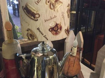 Antiques & Collectibles: With this hobby, you'll have it made it in the shade