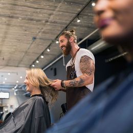 6 Things You Do That Drive Your Hairstylist Crazy