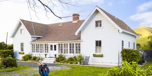 16 Vintage Decorating Ideas From Inside a 19th-Century California Farmhouse