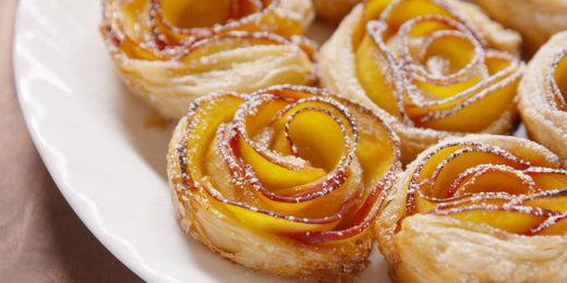 40 Quick And Easy Fruity Desserts