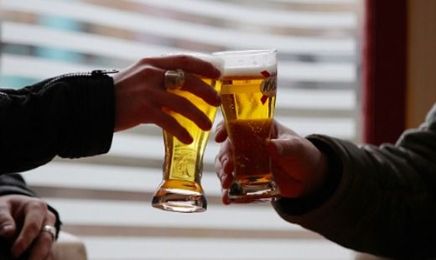 Cheers to Your Health Guys: The Benefits of Beer |