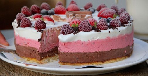 How To Cut Cake, According To Math