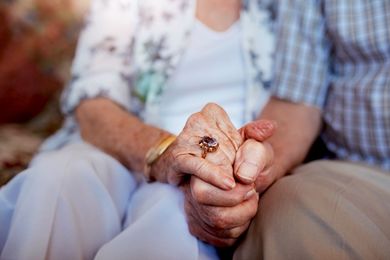 Does Marriage Affect Drinking? A New Study Provides Insights